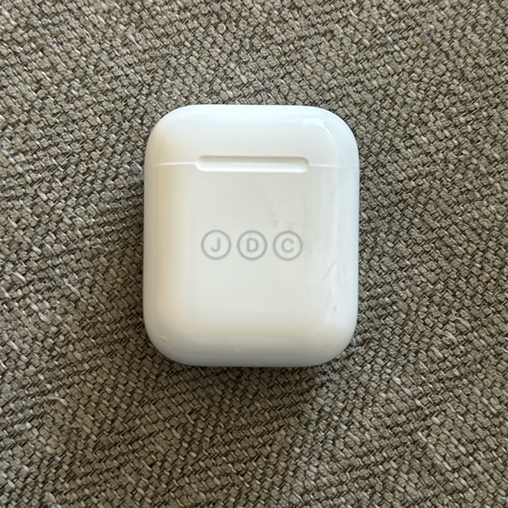 AirPods